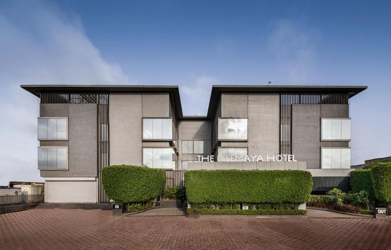 The Neemaya Kandla Exterior foto